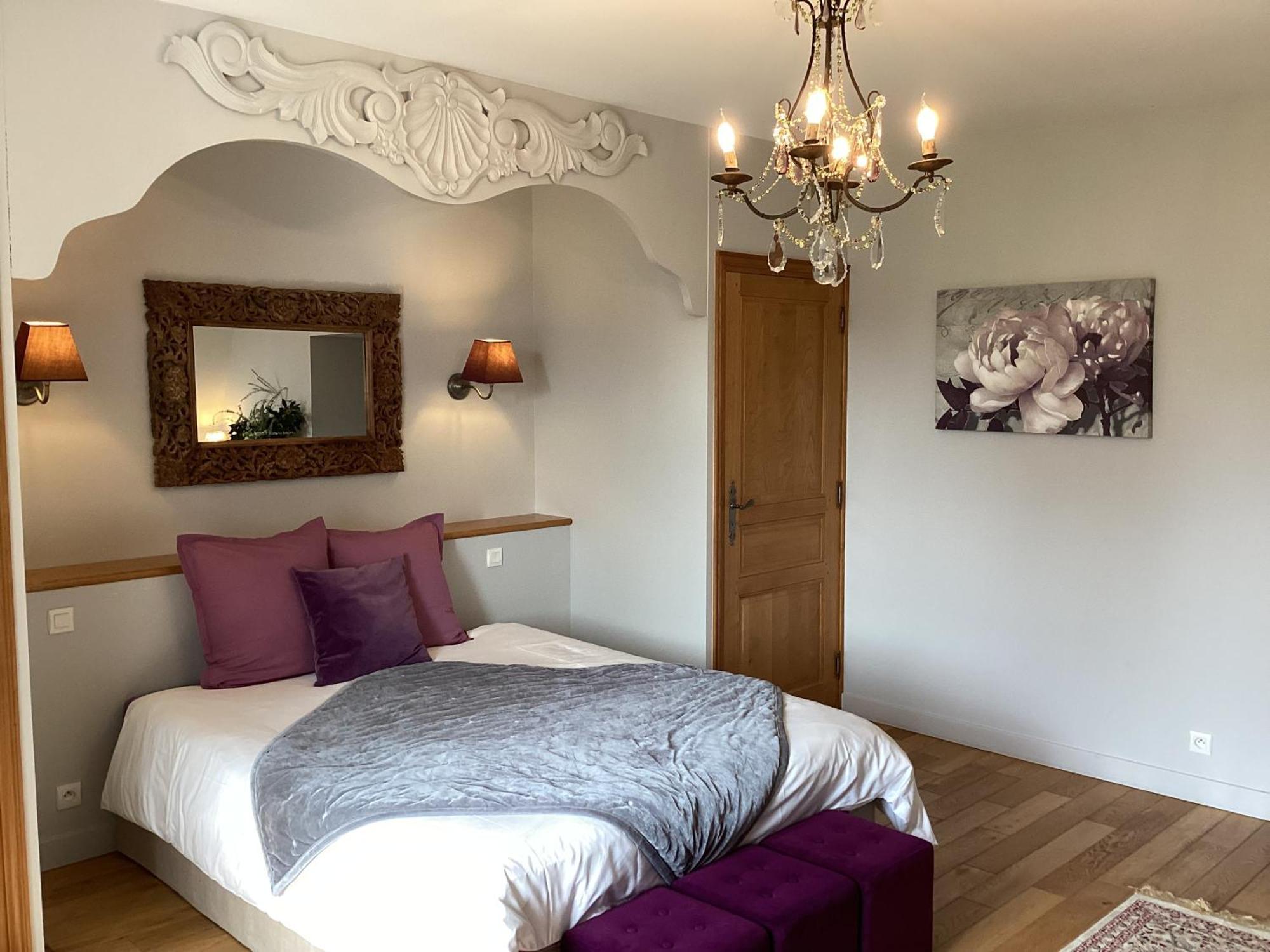 Au Chateau Bed & Breakfast *